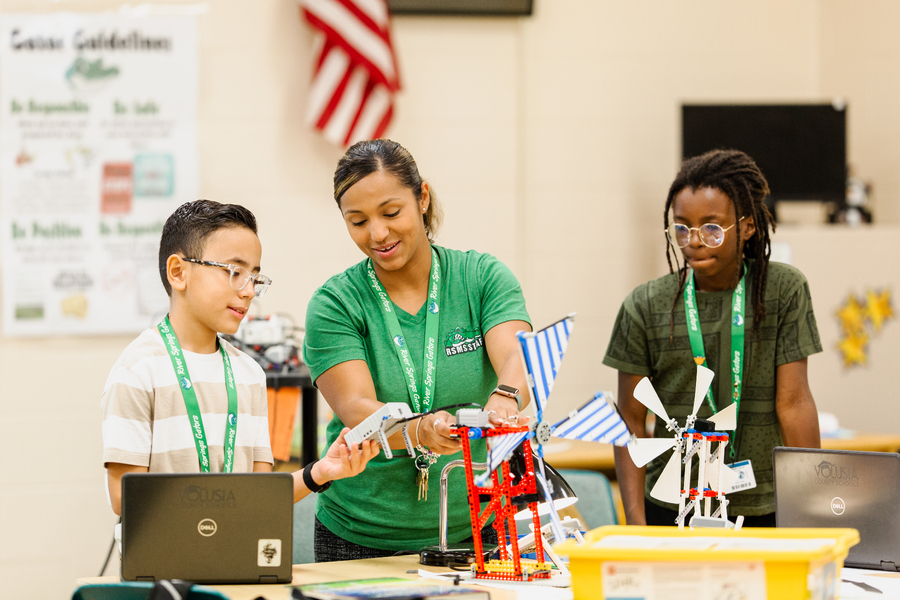 first_volucia_1122-61-1-1